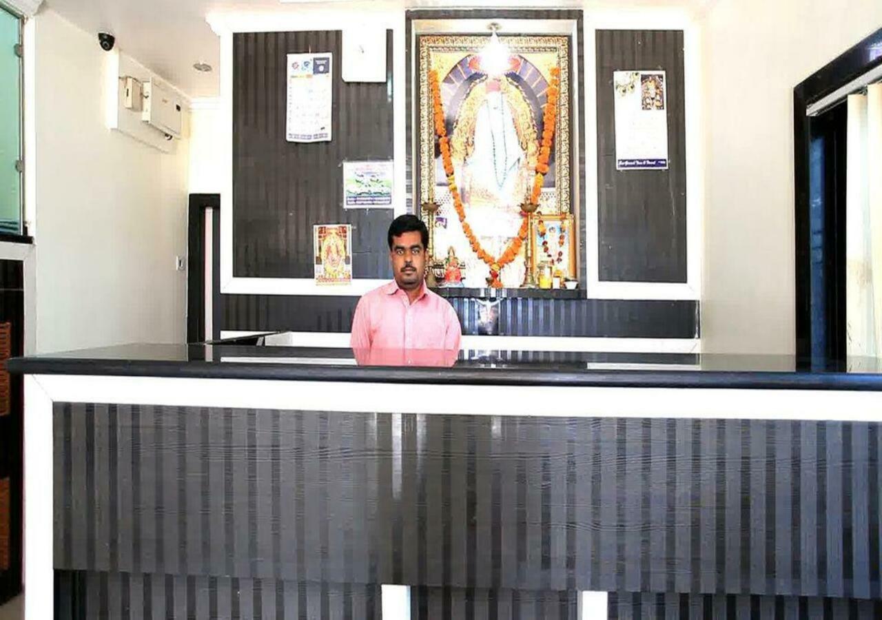 Hotel Sai Ganesh Shirdi Esterno foto